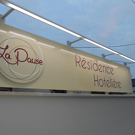 Hotel La Pause Évreux Esterno foto