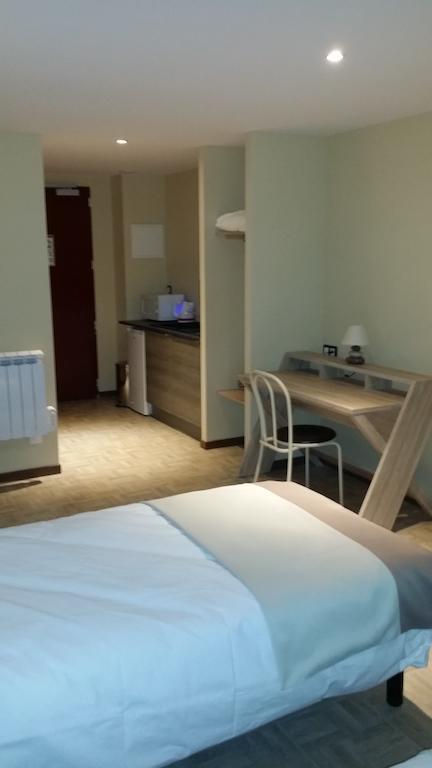 Hotel La Pause Évreux Camera foto