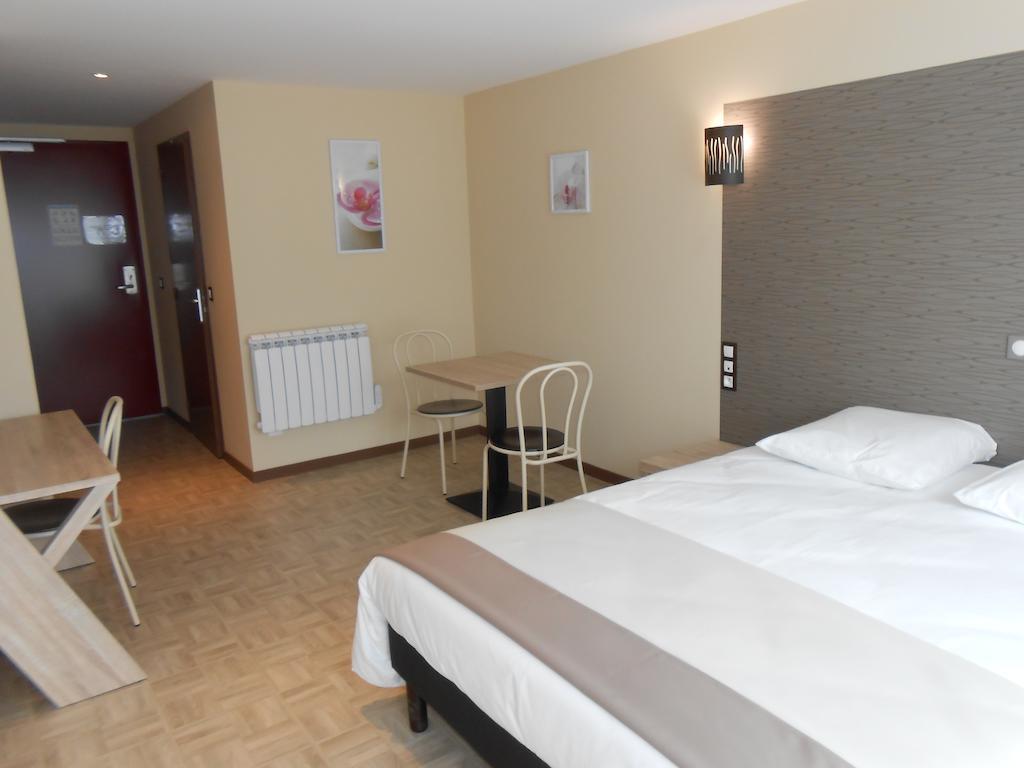 Hotel La Pause Évreux Camera foto