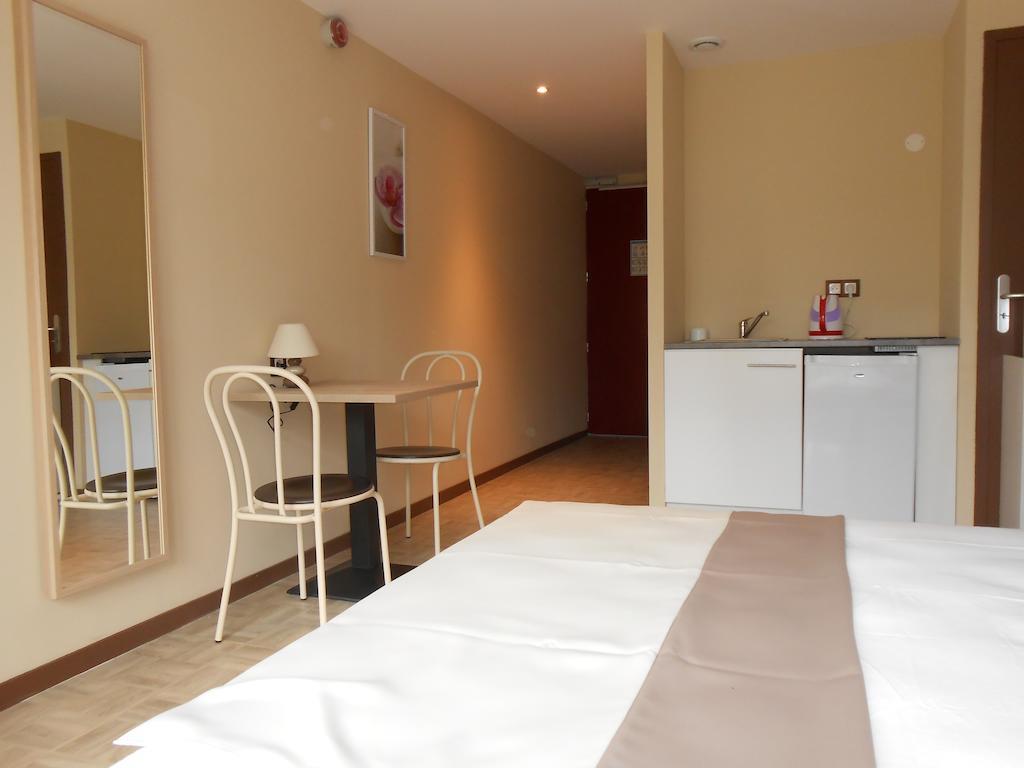 Hotel La Pause Évreux Camera foto