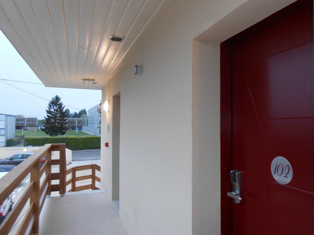 Hotel La Pause Évreux Esterno foto