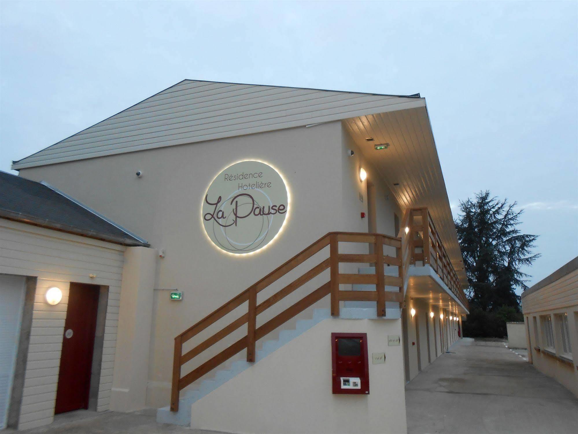 Hotel La Pause Évreux Esterno foto